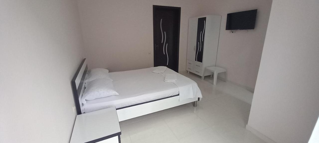 Guest House Marineza Gonio Exterior foto